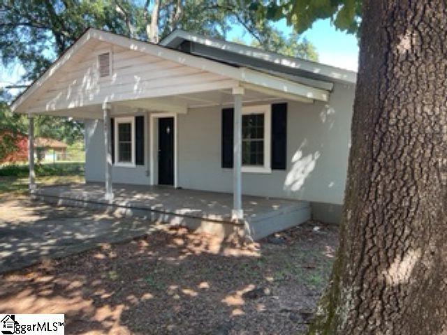 149 Finch Road Wellford, SC 29385 - Photo 2 of 13 Gallery Image 2