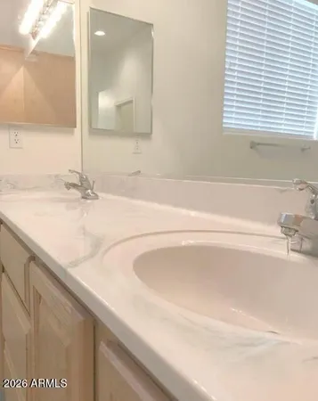 $2,150 | 890 South Golf View Drive, Cornville, AZ 86325