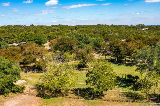 $725,000 | 747 Cove Ranch Road, Kempner, TX 76539