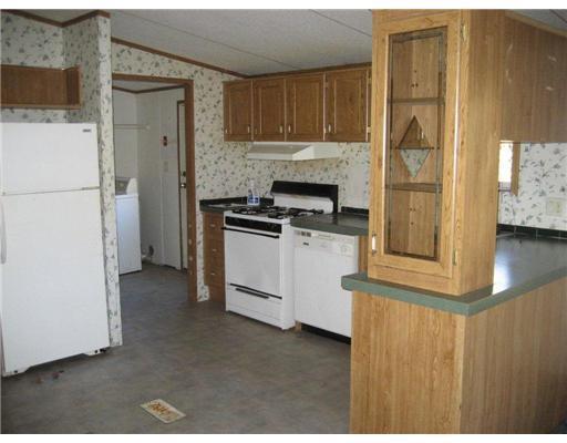 17 Meadow Ridge Lane Newcastle, ME 04553 - Photo 2 of 8 Kitchen.