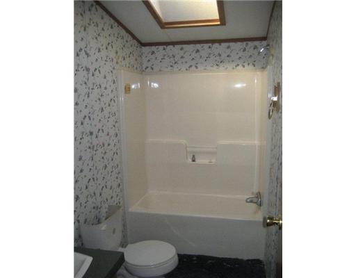 17 Meadow Ridge Lane Newcastle, ME 04553 - Photo 6 of 8 Bathroom.