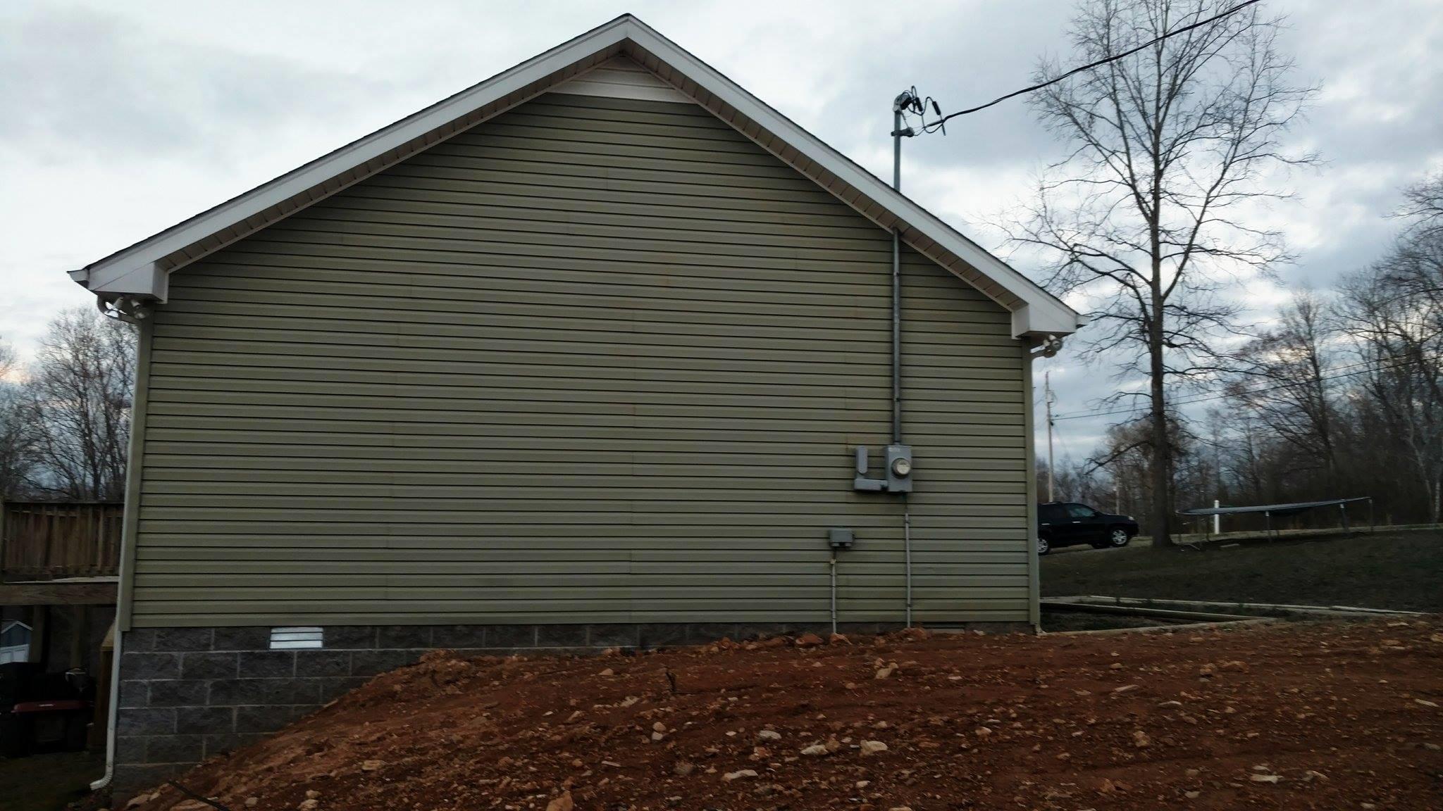 1007 Red Oak Road Charlotte, TN 37036 - Photo 3 of 23 Gallery Image 3