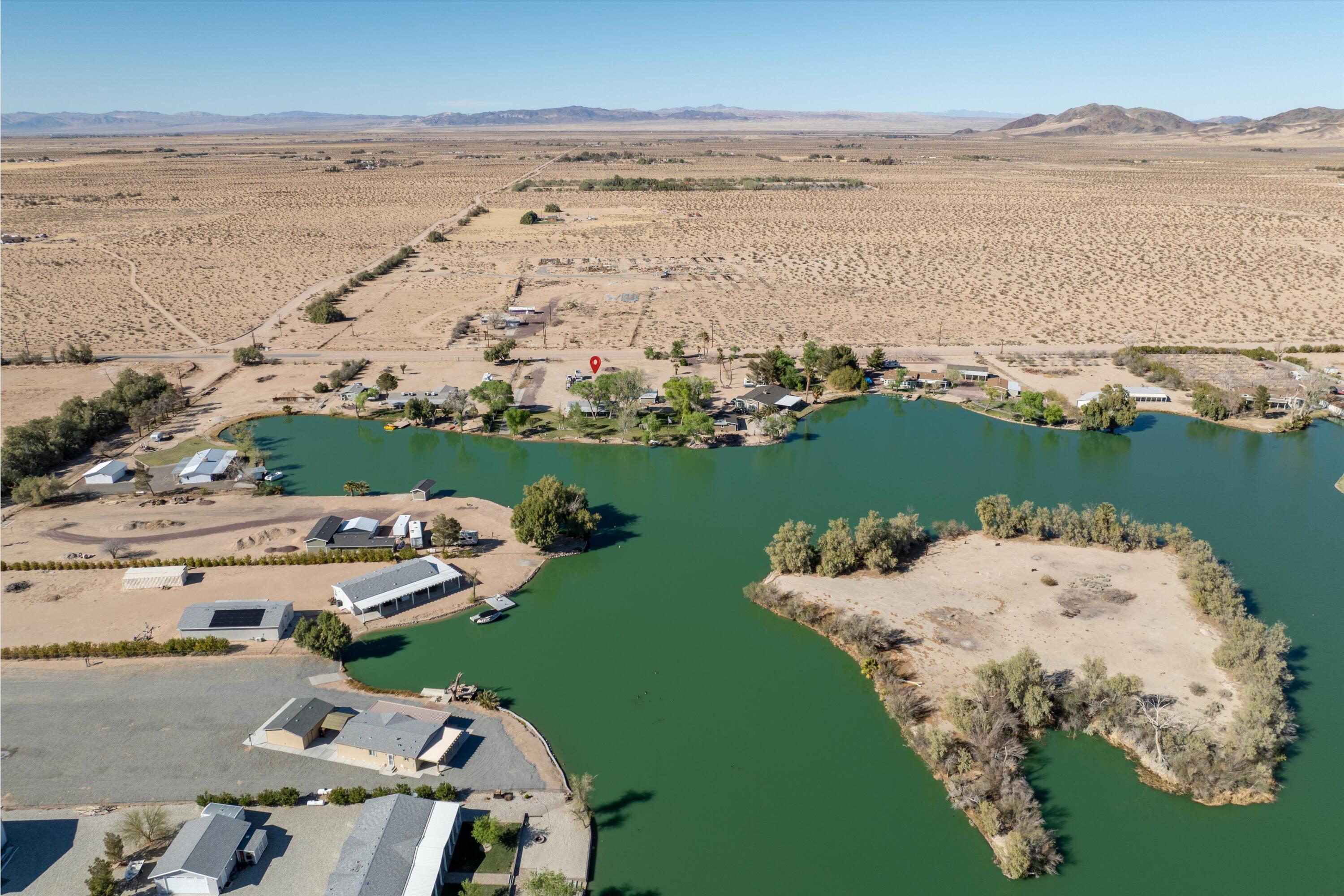 48197 Valley Center Road Newberry Springs, CA 92365 - Photo 28 of 32 a view of a lake and a mountain