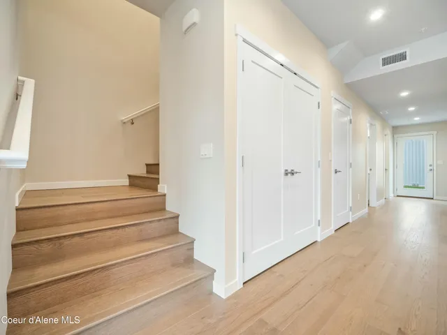 $685,000 | 993 East RR Avenue, Post Falls, ID 83854