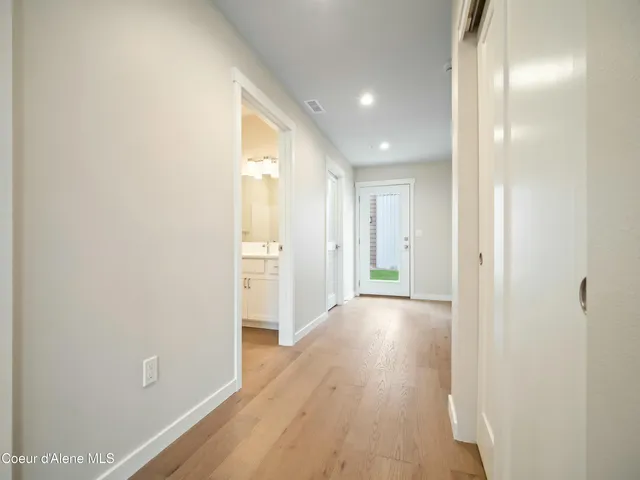 $685,000 | 993 East RR Avenue, Post Falls, ID 83854