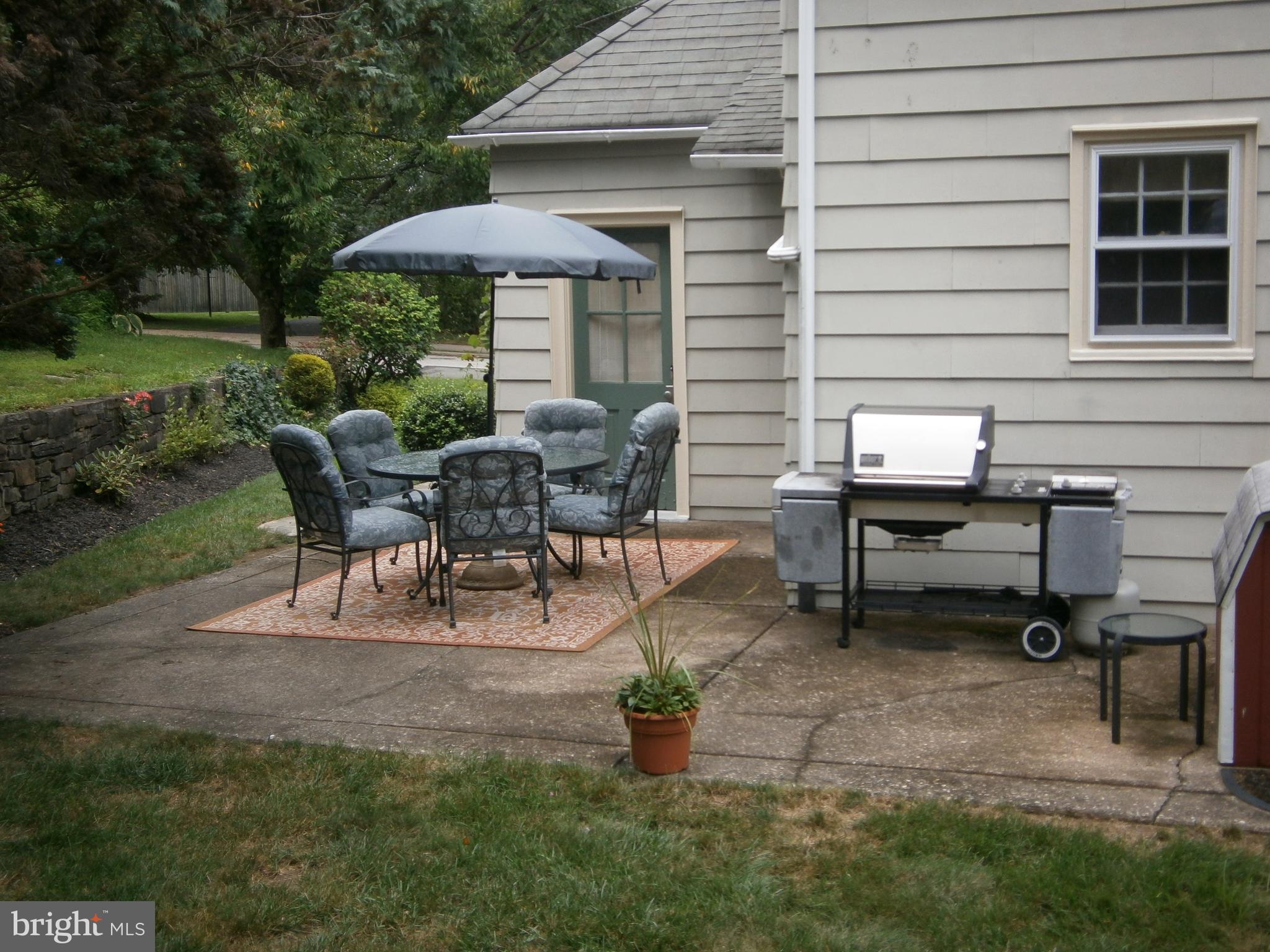 324 Cherry Lane Glenside, PA 19038 - Photo 33 of 34 Patio View