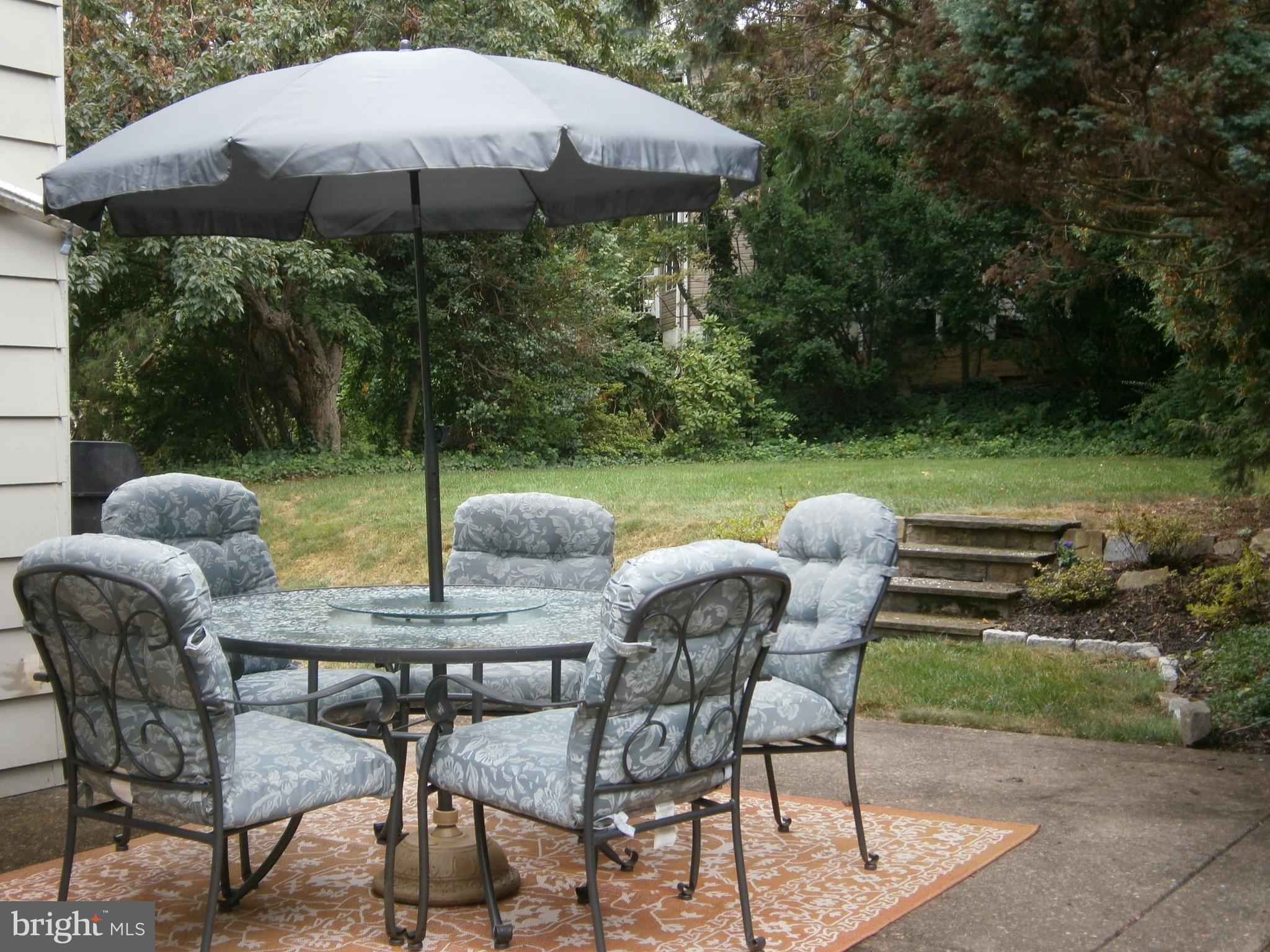 324 Cherry Lane Glenside, PA 19038 - Photo 34 of 34 Dinner will be served!