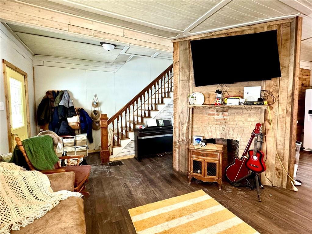 421 West Diamond Street Butler, PA 16001 - Photo 13 of 44