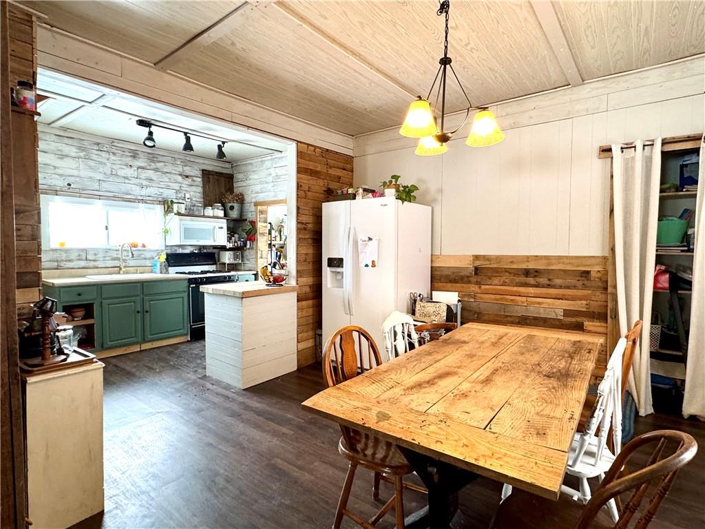 421 West Diamond Street Butler, PA 16001 - Photo 10 of 44