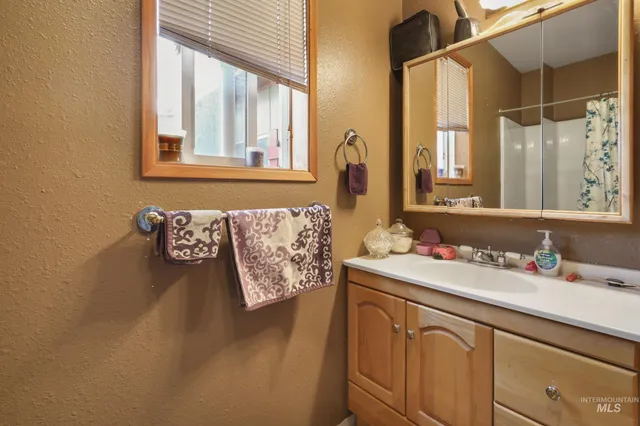 $249,900 | 301 Mcbeth, Winchester, ID 83555