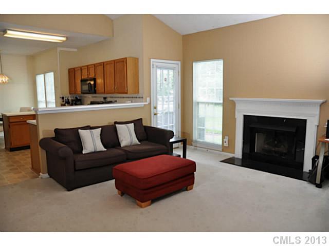 11309 Coreopsis Road Charlotte, NC 28213 - Photo 4 of 8 Gallery Image 4
