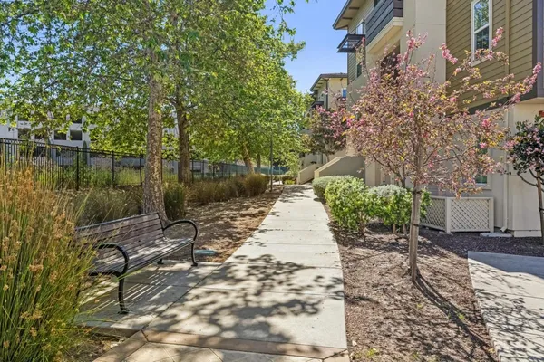 $1,488,000 | 418 Chapman Lane, San Mateo, CA 94403