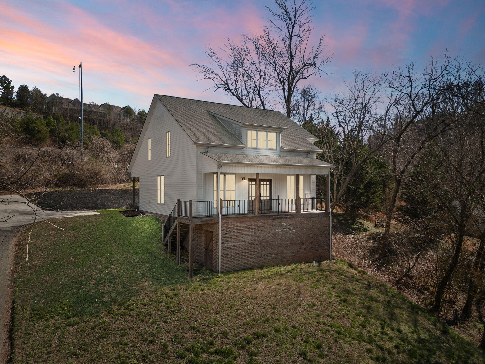 1150 Old Pineville Road Chattanooga, TN 37405 - Photo 2 of 57 1-web-or-mls-DJI_20260228134450_0041_D (