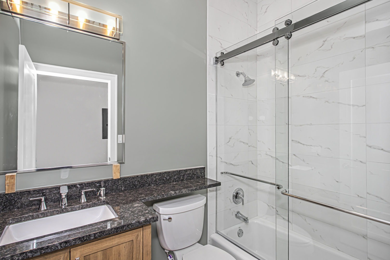 948 West Madison Street, Unit 2NW Chicago, IL 60607 - Photo 11 of 12 Gallery Image 11