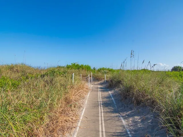 $364,900 | 2400 South Ocean Drive, Unit 2336, Fort Pierce, FL 34949