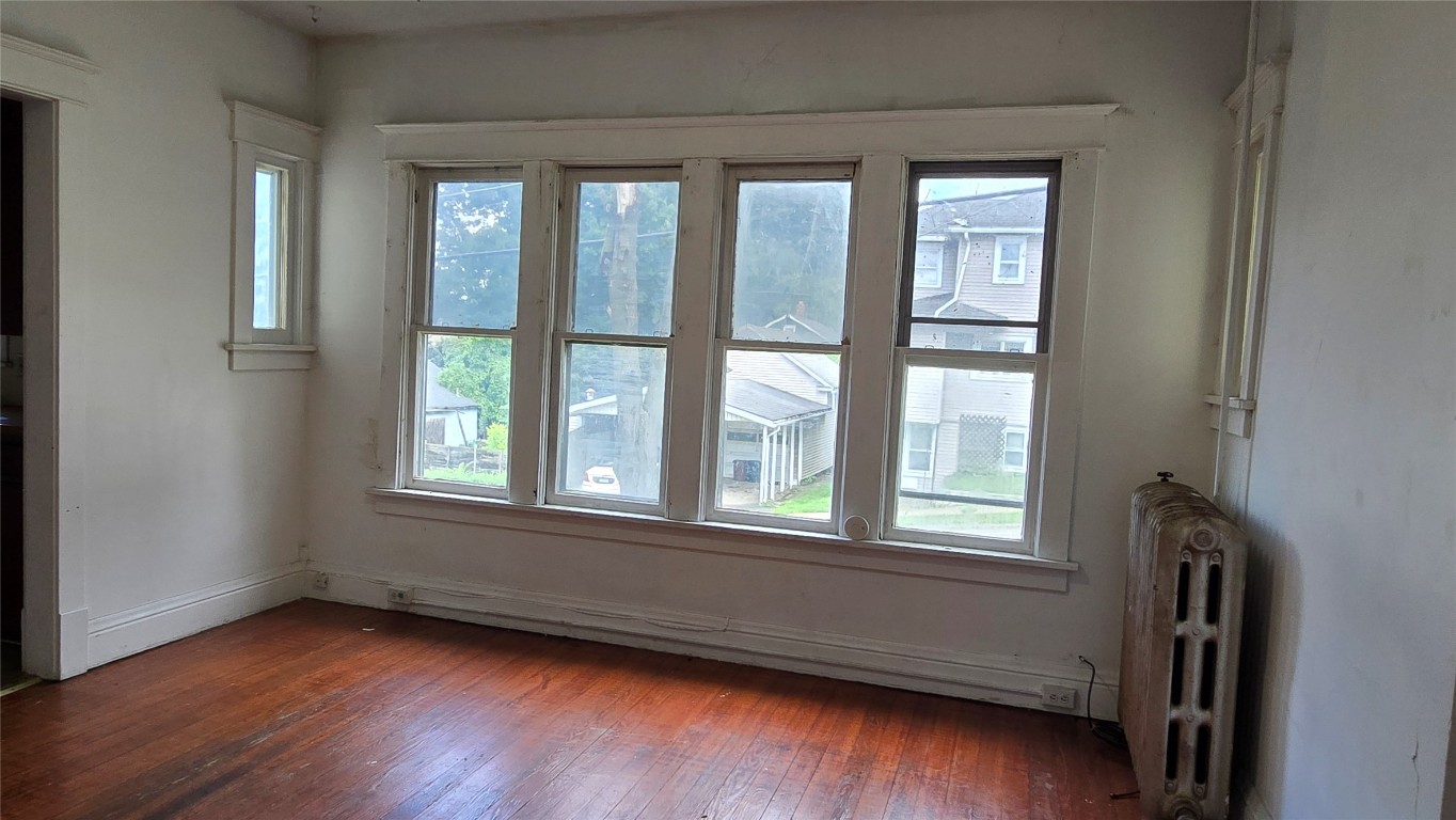 387 Riverside Drive Johnson City, NY 13790 - Photo 5 of 31