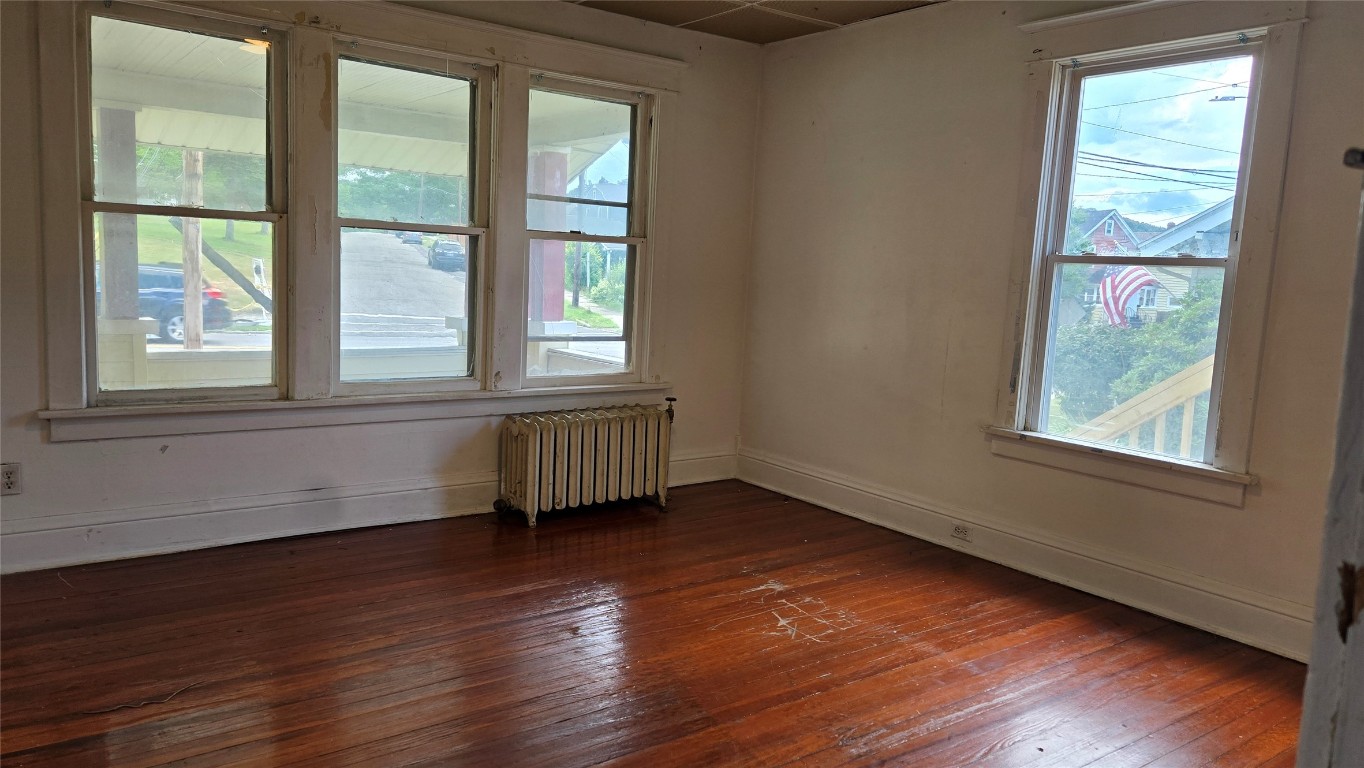 387 Riverside Drive Johnson City, NY 13790 - Photo 8 of 31