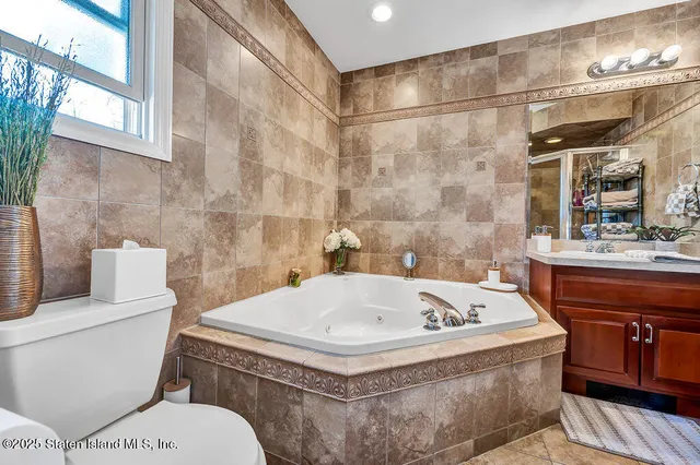 $1,380,000 | 629 Marcy Avenue | Huguenot