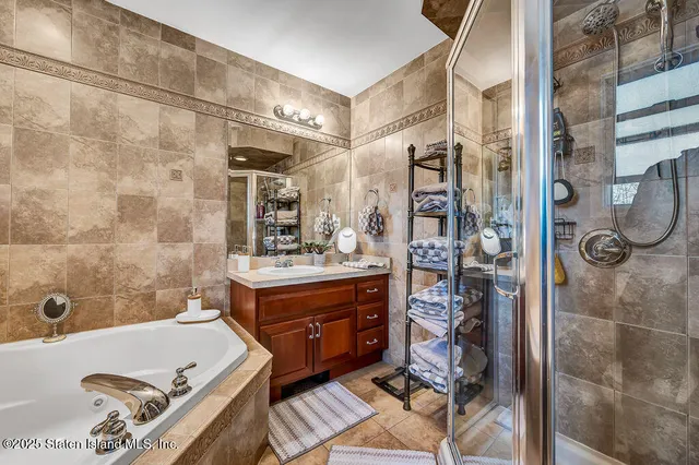 $1,380,000 | 629 Marcy Avenue | Huguenot