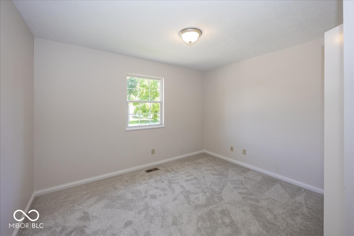 406 Mount Street Greenfield, IN 46140 - Photo 14 of 24