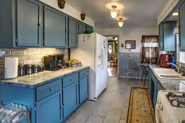 $199,900 | 360 South Main Street, White Hall, IL 62092