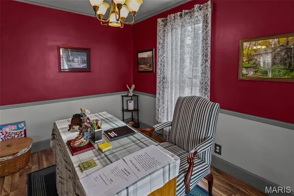 $199,900 | 360 South Main Street, White Hall, IL 62092