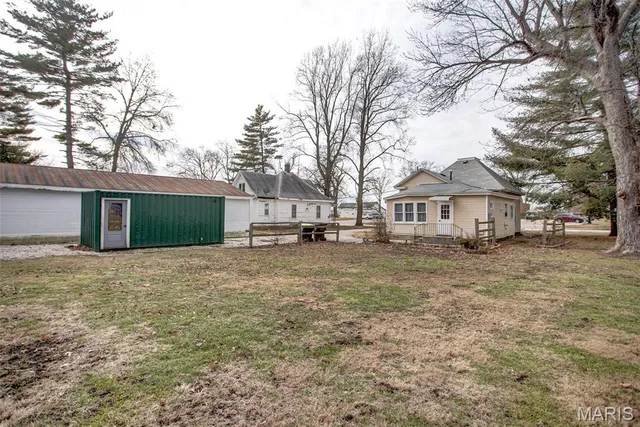 $199,900 | 360 South Main Street, White Hall, IL 62092