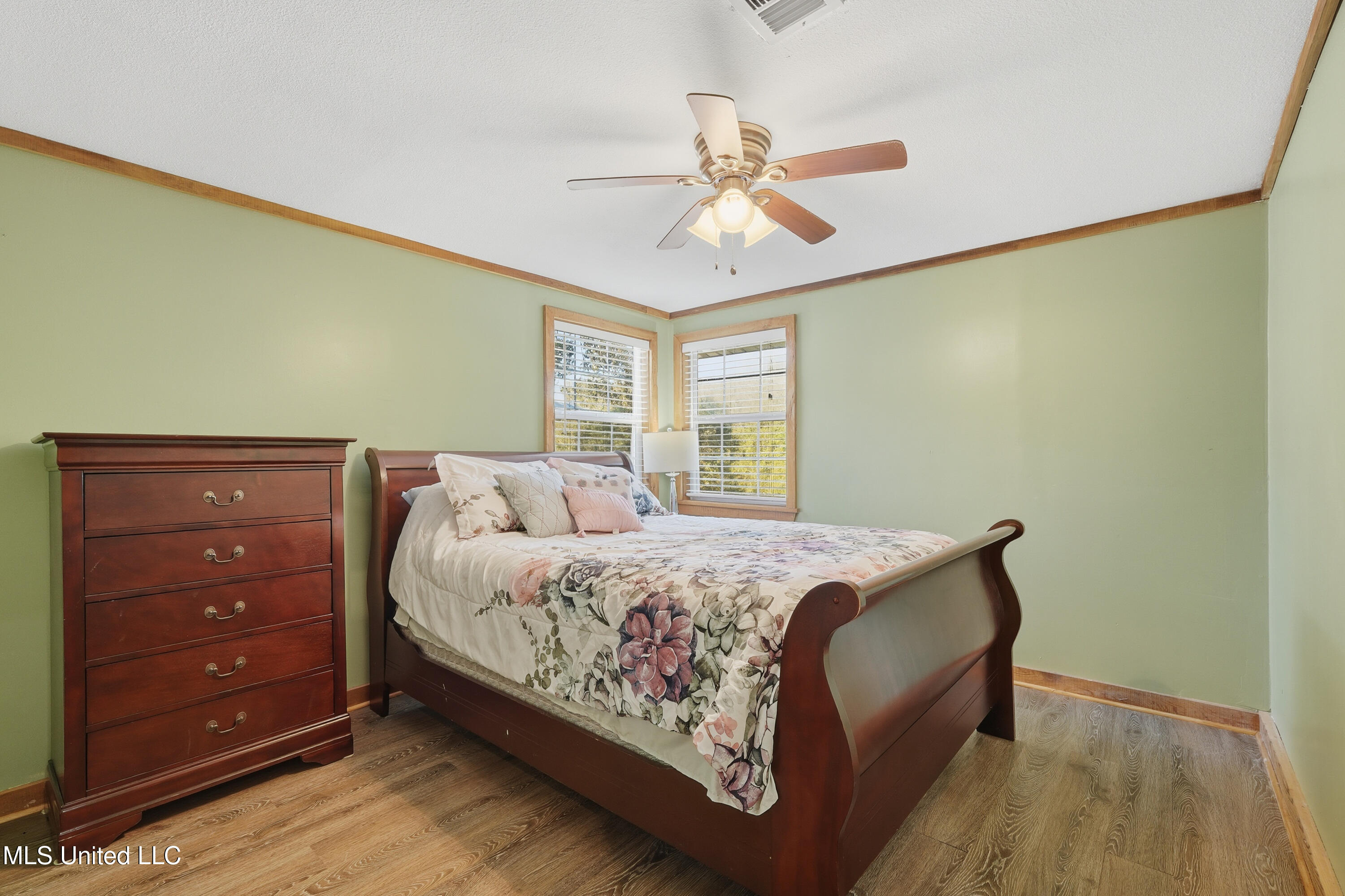 54 Oak Point Road Picayune, MS 39466 - Photo 14 of 27 BED 2