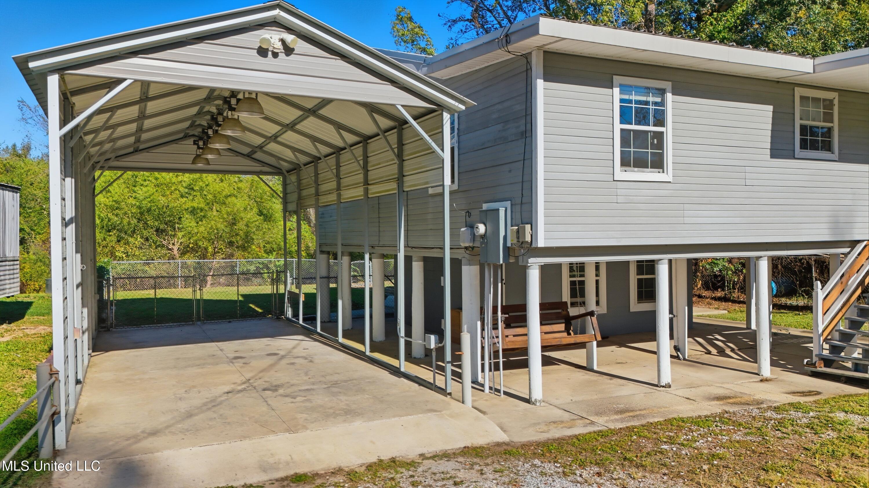 54 Oak Point Road Picayune, MS 39466 - Photo 23 of 27 RV PORT 1