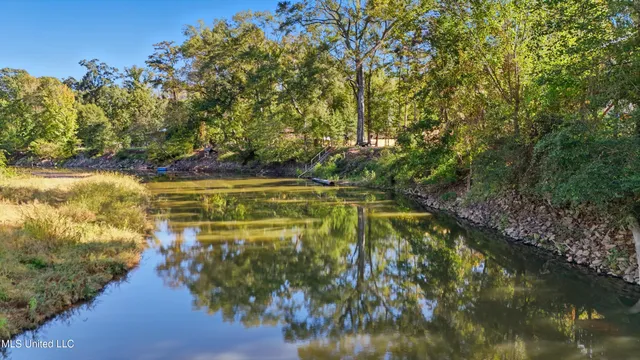 $148,900 | 54 Oak Point Road, Picayune, MS 39466