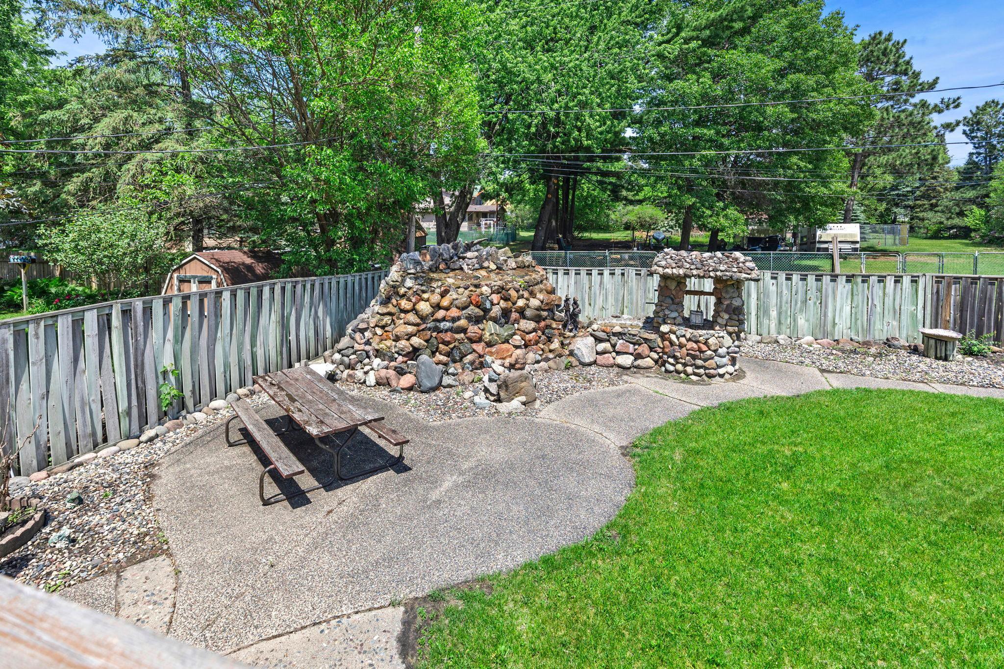 2515 Hillview Road Mounds View, MN 55112 - Photo 57 of 65 Gallery Image 57