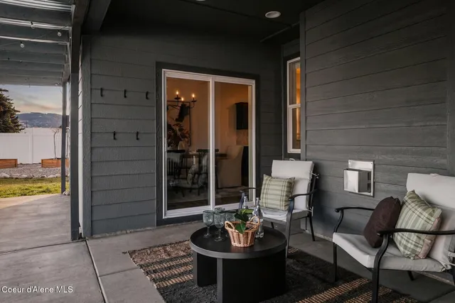 $775,000 | 778 West Jenicek Loop, Post Falls, ID 83854