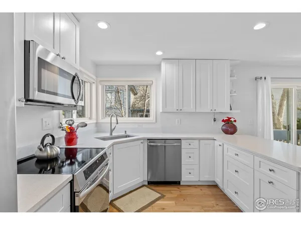 $800,000 | 5646 Rim Rock Court, Boulder, CO 80301