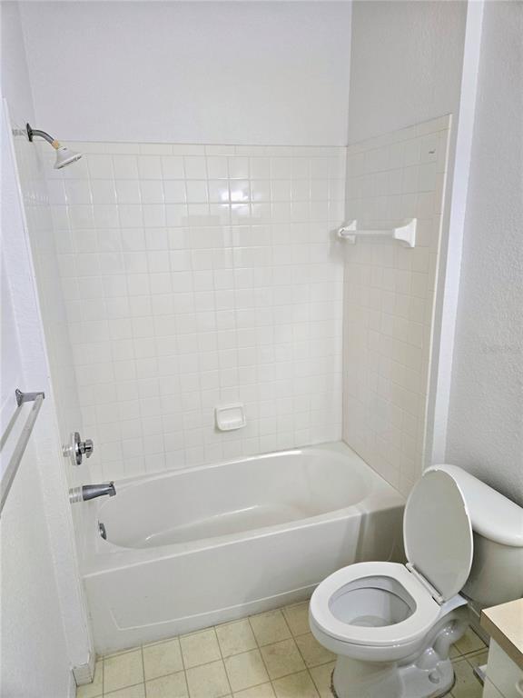 3561 Conroy Road, Unit 212 Orlando, FL 32839 - Photo 16 of 24 Gallery Image 16