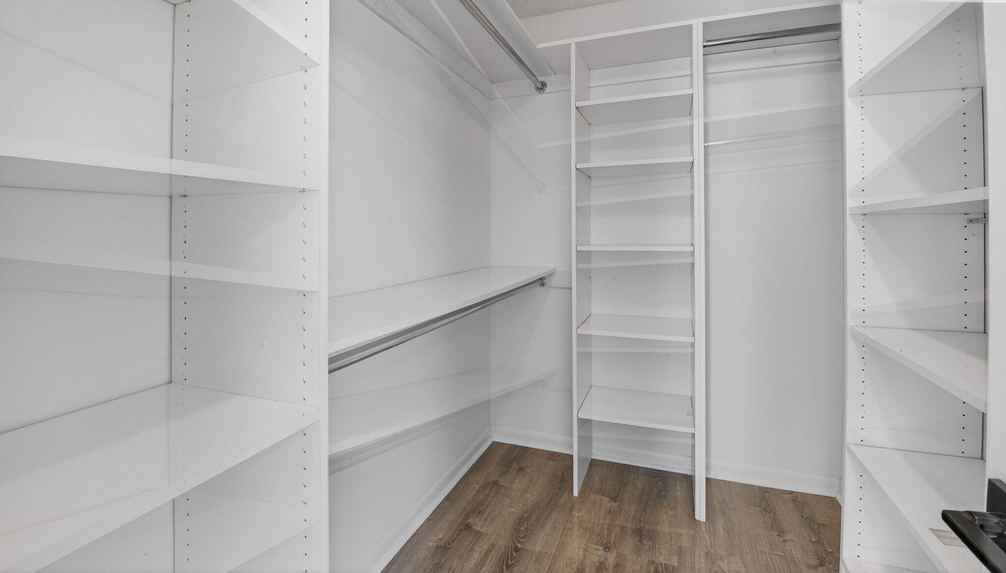 9074 Chatsworth Cascades Circle Boca Raton, FL 33434 - Photo 20 of 38 23-web-or-mls-DSC_1613