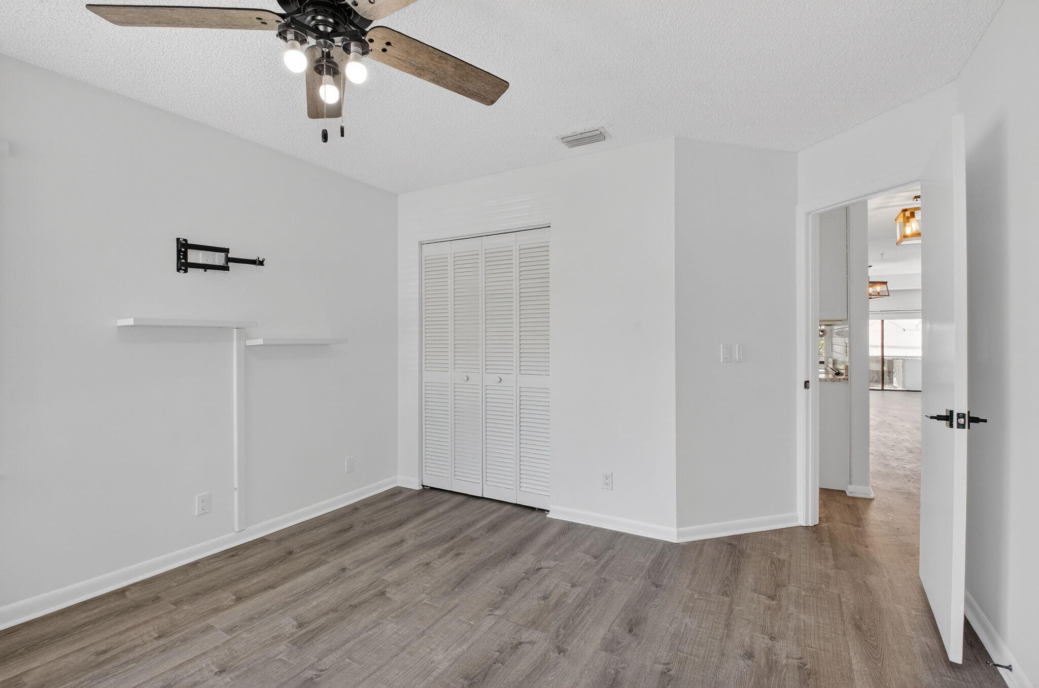 9074 Chatsworth Cascades Circle Boca Raton, FL 33434 - Photo 24 of 38 27-web-or-mls-DSC_1632