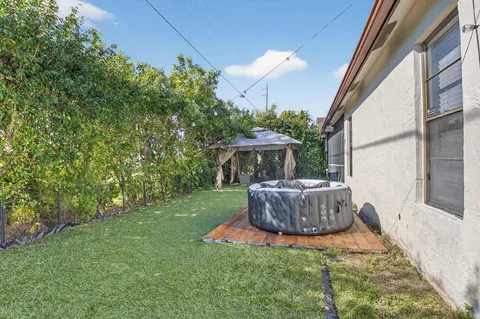 $549,900 | 9074 Chatsworth Cascades Circle, Boca Raton, FL 33434