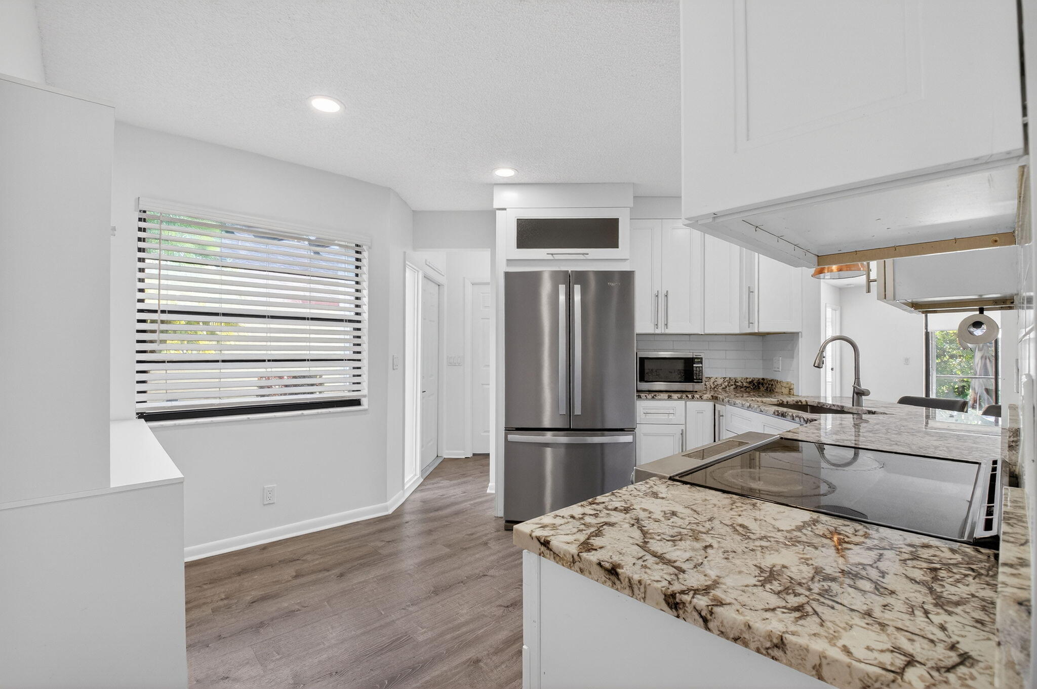 9074 Chatsworth Cascades Circle Boca Raton, FL 33434 - Photo 10 of 38 13-web-or-mls-DSC_1562