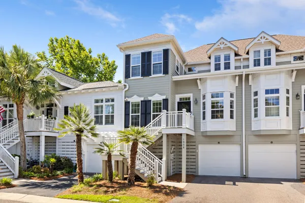 $999,900 | 1908 English Ivy Court, Mount Pleasant, SC 29464