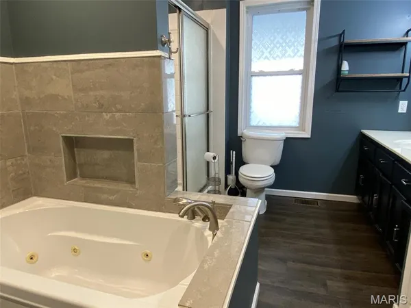 $180,000 | 10 East Washington Street, Freeburg, IL 62243