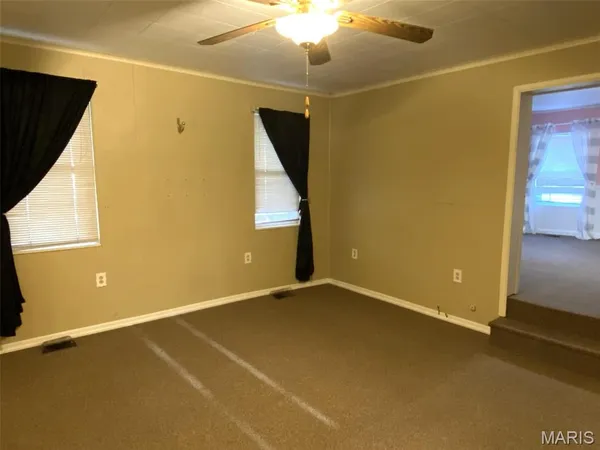 $180,000 | 10 East Washington Street, Freeburg, IL 62243