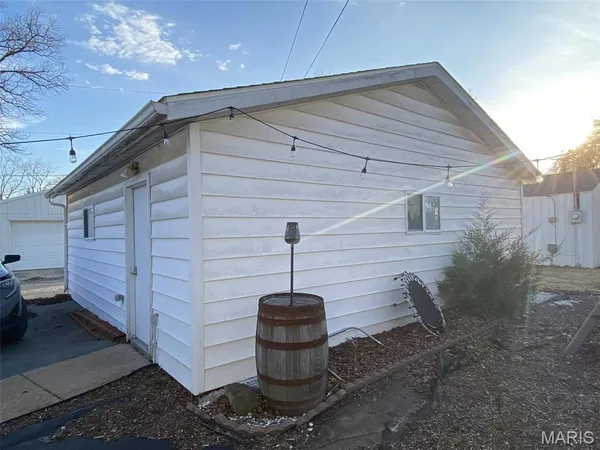 $175,000 | 10 East Washington Street, Freeburg, IL 62243