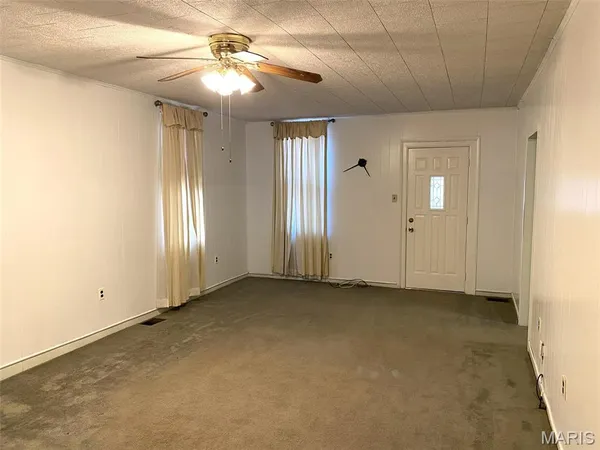 $180,000 | 10 East Washington Street, Freeburg, IL 62243