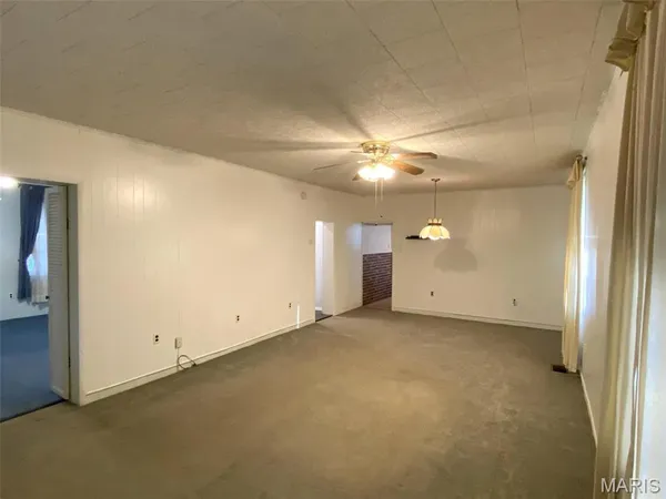 $180,000 | 10 East Washington Street, Freeburg, IL 62243