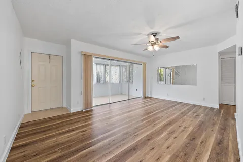 $190,000 | 12416 Alternate A1a Palm Beach Gardens, Unit P7, Palm Beach Gardens, FL 33410