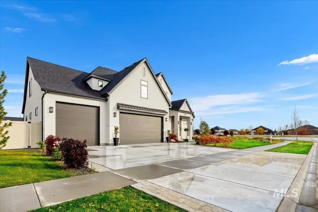 $1,399,888 | 2546 North Heirloom Avenue, Eagle, ID 83616