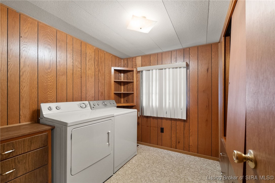 706 South Main Street English, IN 47118 - Photo 12 of 27