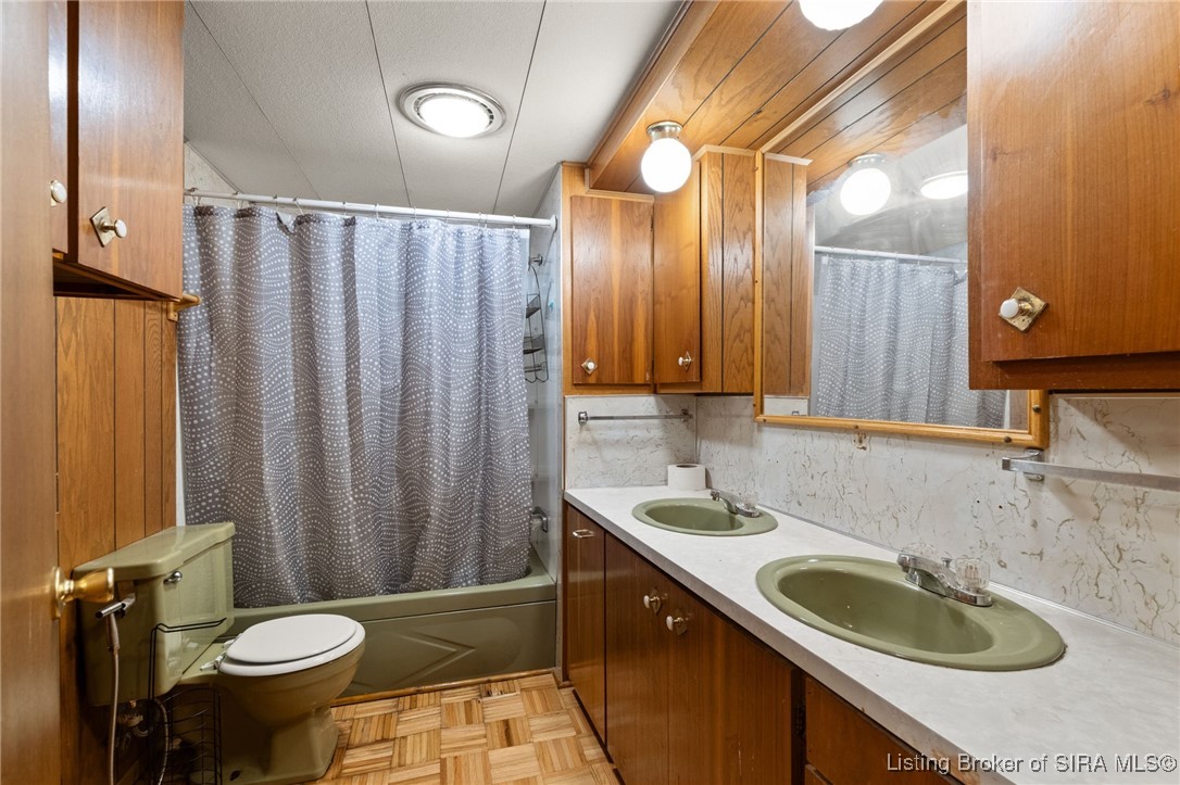 706 South Main Street English, IN 47118 - Photo 15 of 27