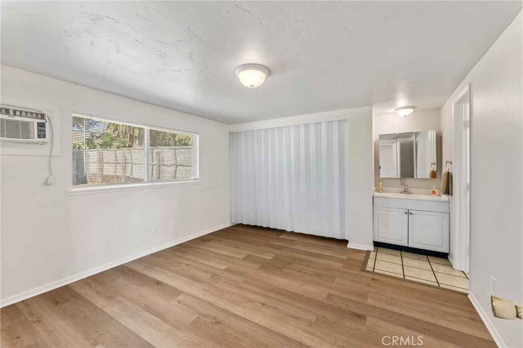 533 Jackson Street Colton, CA 92324 - Photo 15 of 31 Unit B-Bedroom 1