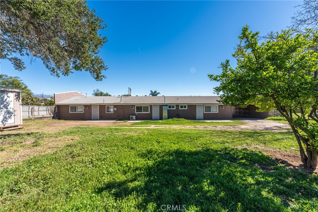 533 Jackson Street Colton, CA 92324 - Photo 27 of 31 Back View